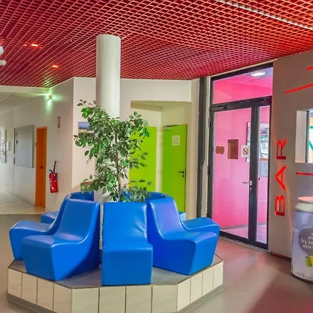 Hi 2 Rives Hostel Straatsburg