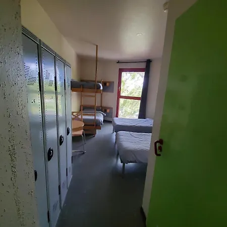 Hi 2 Rives Hostel Strasburg